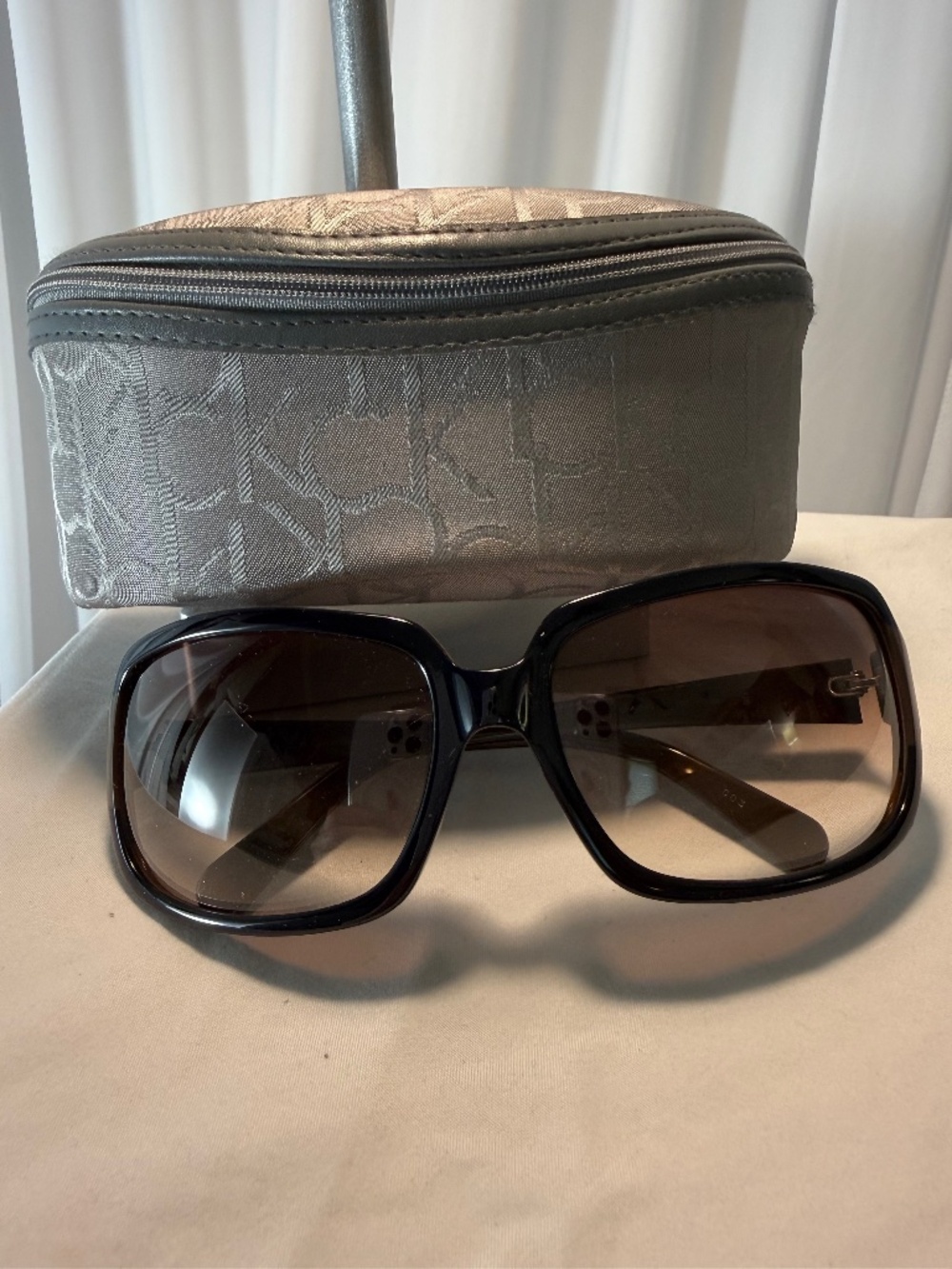 Calvin Klein CK Oversized Brown Gradient Sunglasses w/ Case & Marchon Papers